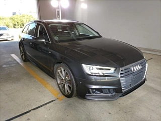 AUDI A4 2018
