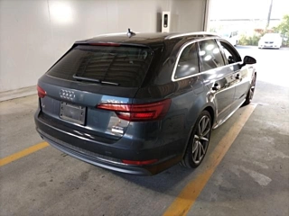 AUDI A4 2018