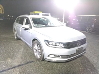 VOLKSWAGEN PASSAT VARIANT 2015