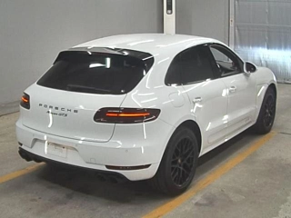 PORSCHE MACAN 2016
