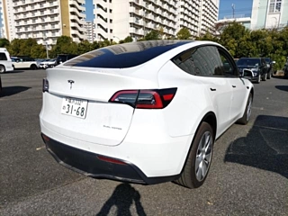 Заказать TESLA MODELY