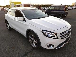 MERCEDES BENZ GLA CLASS 2020
