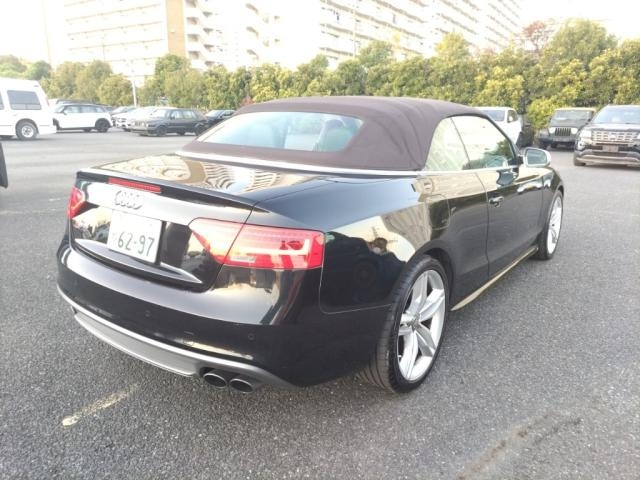 AUDI S5 2012