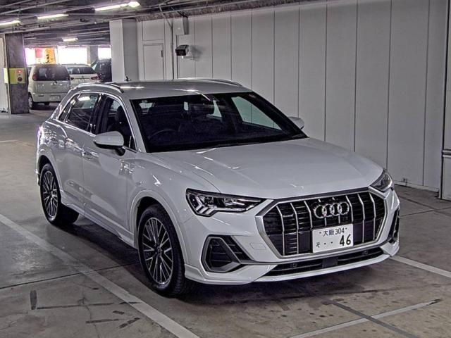 AUDI Q3 2024