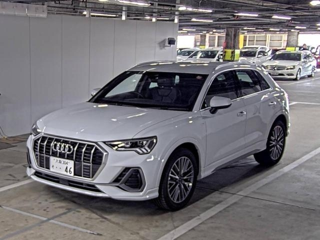 AUDI Q3 2024