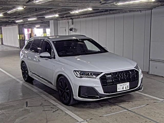 AUDI Q7 2022