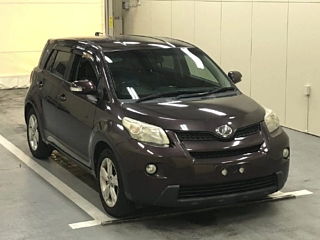 TOYOTA IST