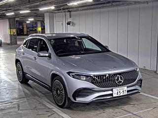 MERCEDES BENZ EQA