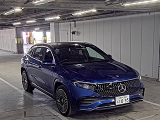 MERCEDES BENZ EQA