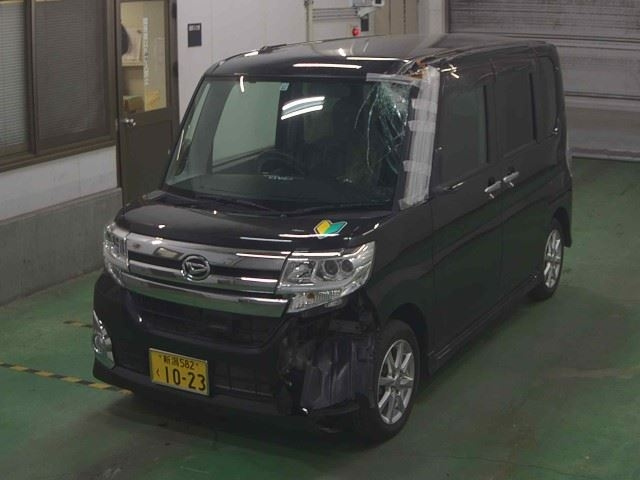 DAIHATSU TANTO 2013