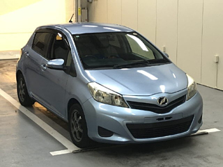 TOYOTA VITZ