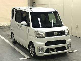 DAIHATSU WAKE