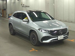 MERCEDES BENZ EQA