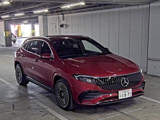 MERCEDES BENZ EQA