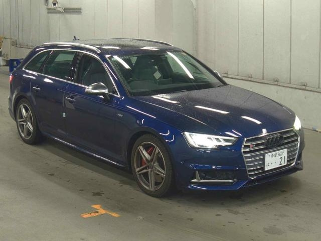 AUDI S4 2017