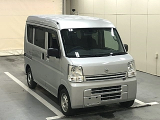 NISSAN CLIPPER VAN