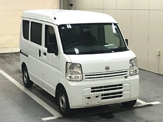 NISSAN CLIPPER VAN