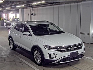 VOLKSWAGEN T ROC