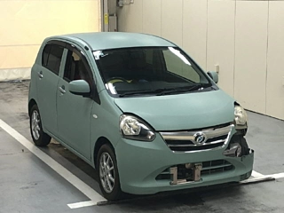 Daihatsu Mira 2012