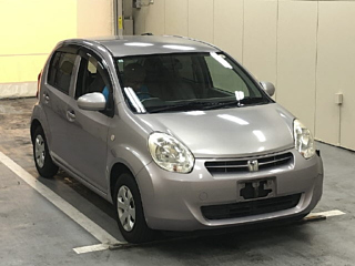 Toyota Passo 2011