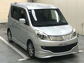 Mitsubishi Delica 2013