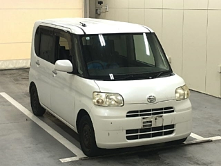 Daihatsu Tanto 2013