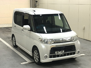 Daihatsu Tanto 2013