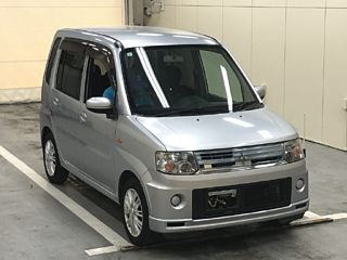 Mitsubishi Toppo 2011