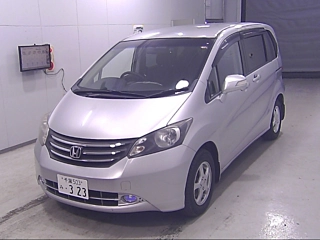 HONDA FREED 2011