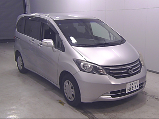 HONDA FREED 2010