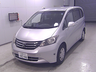 HONDA FREED 2010
