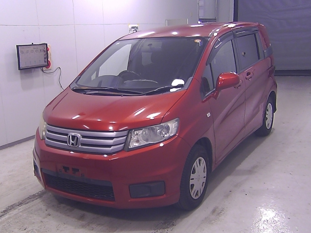 HONDA FREED 2011