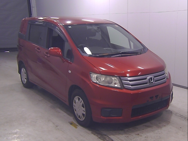 HONDA FREED 2011