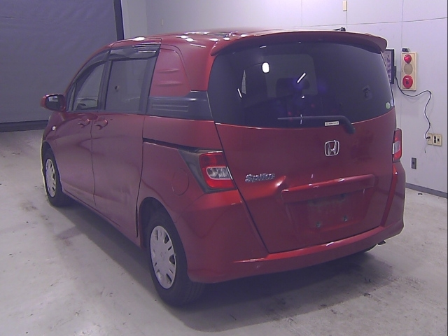 HONDA FREED 2011