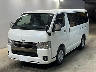 TOYOTA HIACE VAN