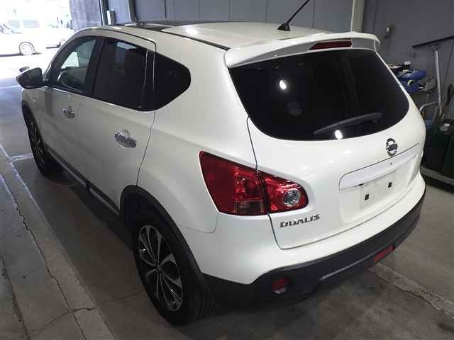NISSAN DUALIS 2012