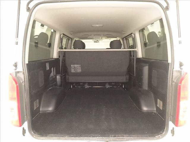 TOYOTA HIACE VAN 2012