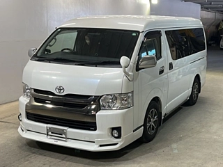 TOYOTA HIACE
