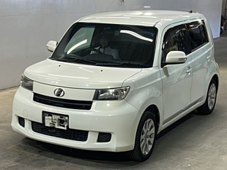 TOYOTA BB