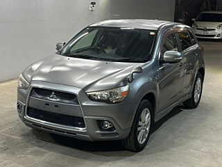 MITSUBISHI RVR
