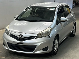 Toyota Vitz 2013