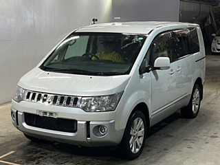 Mitsubishi Delica 2007