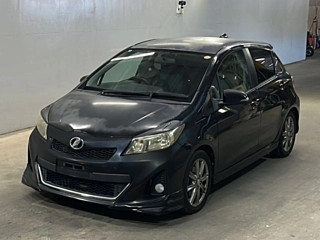 Toyota Vitz 2012