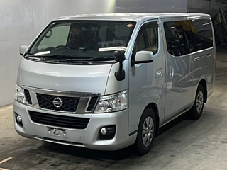 Nissan Caravan 2015