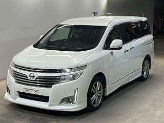 Nissan Elgrand 2012