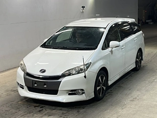 Toyota Wish 2013