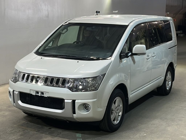 Mitsubishi Delica