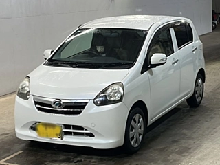 Daihatsu Mira 2011