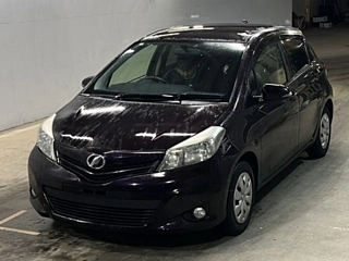 Toyota Vitz 2013
