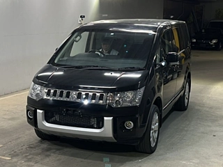 Mitsubishi Delica 2016